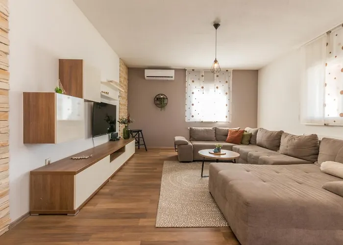 Lucija * 비오그라드나모루